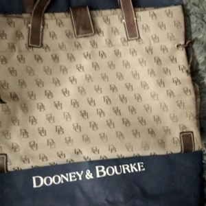 Dooney & Bourke tote bag